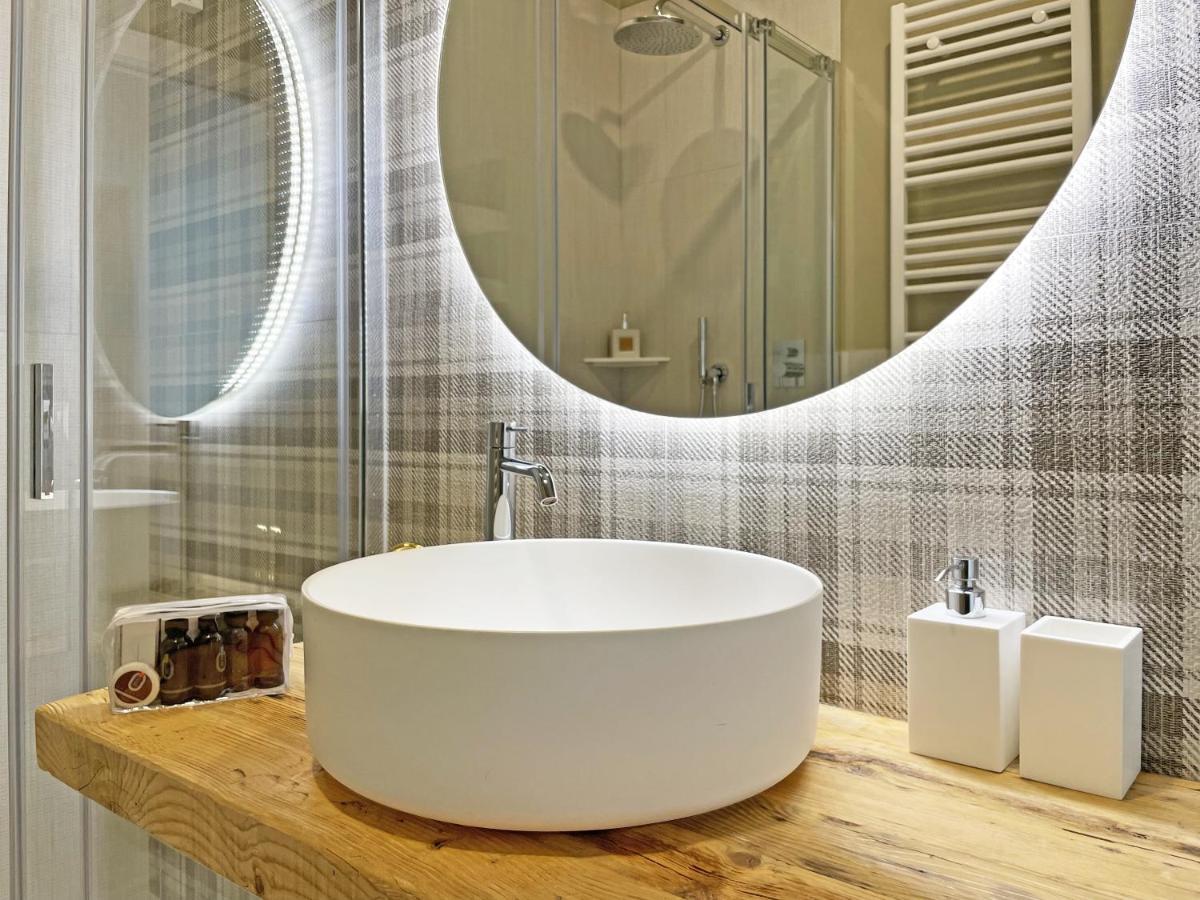 "La Portineria" Charming Apartment Old Town Como Lake Екстериор снимка
